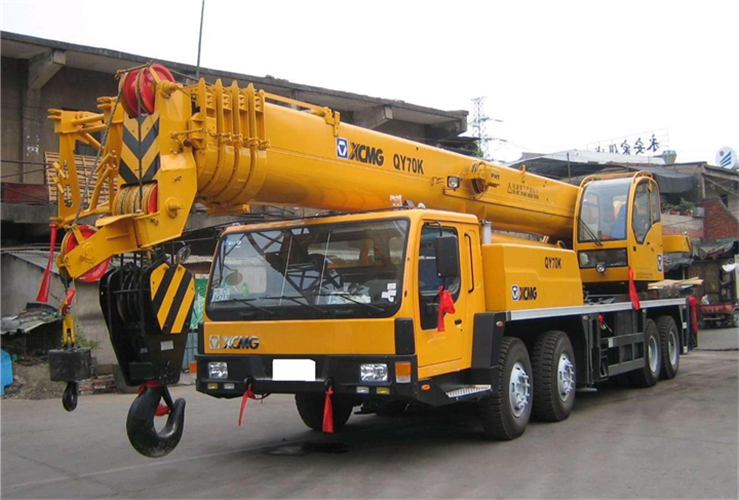 田林县吊车出租选择重点